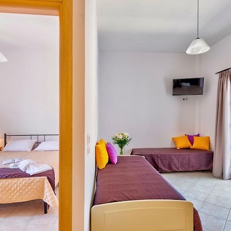 Ethrionplus Two Rooms Apartments Balconies 100 M From The Port Ermoupoli Exterior foto