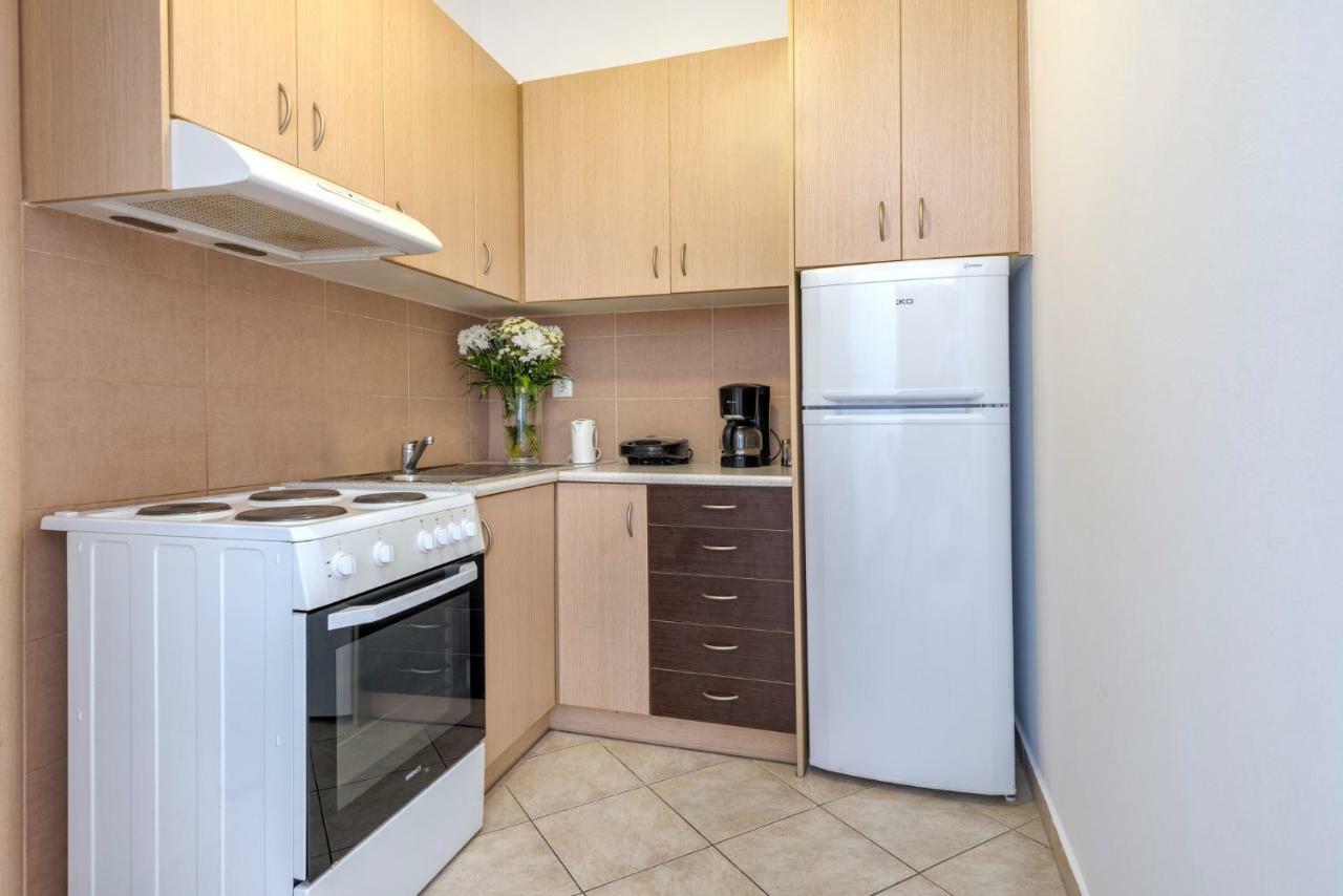Ethrionplus Two Rooms Apartments Balconies 100 M From The Port Ermoupoli Exterior foto