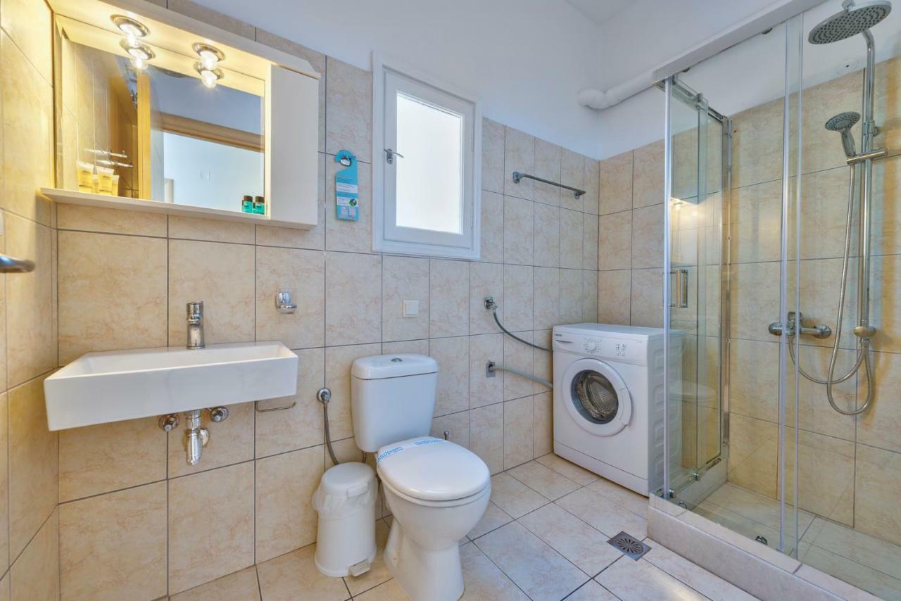 Ethrionplus Two Rooms Apartments Balconies 100 M From The Port Ermoupoli Exterior foto