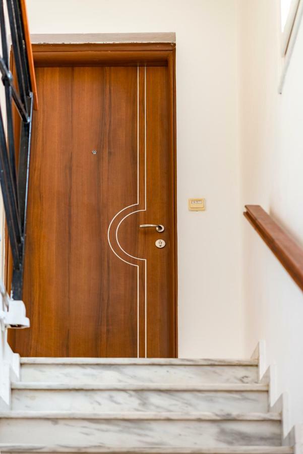 Ethrionplus Two Rooms Apartments Balconies 100 M From The Port Ermoupoli Exterior foto